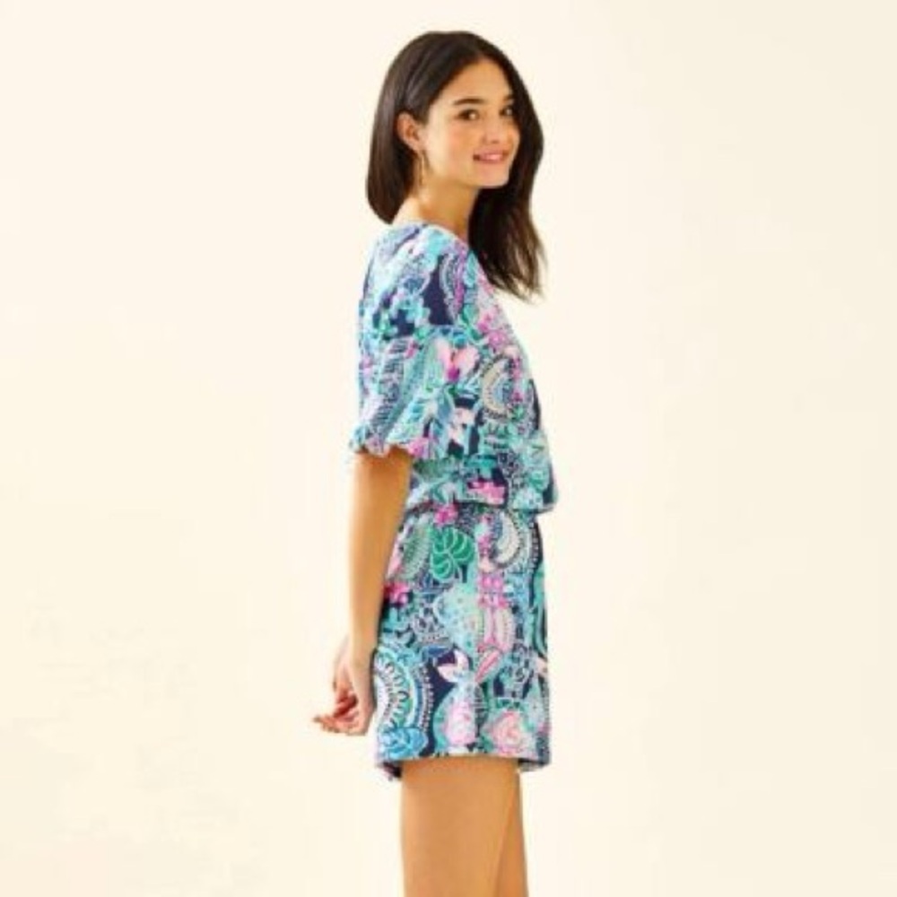 Lilly Pulitzer Britton romper in "Looking Sharp" size large - Picture 5 of 8